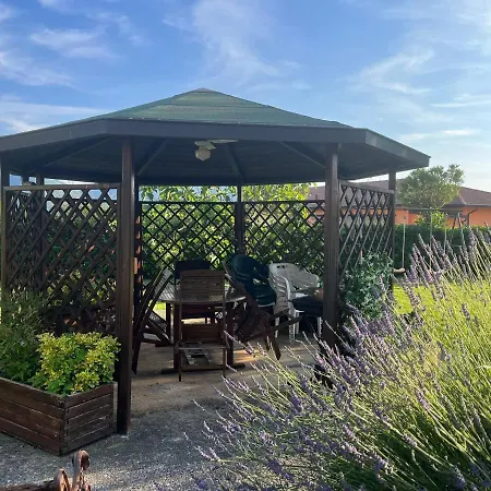 Διαμέρισμα Marta