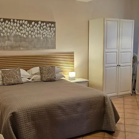 Διαμέρισμα Marta *